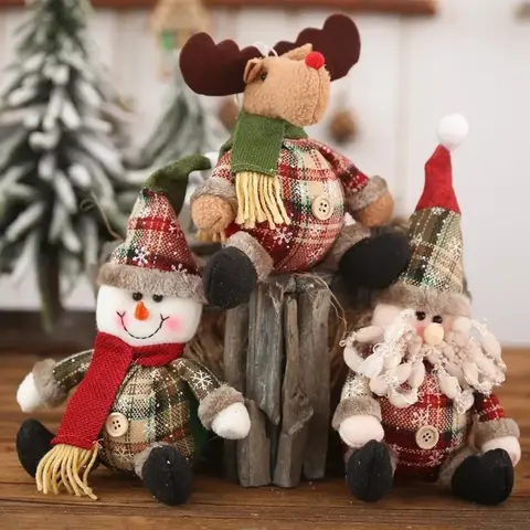 Arreglo Navideño Decorativo con Muñecos de Reno, Santa y Nieve