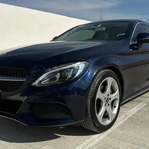 Mercedes-Benz Clase C Coupé Azul, Rines Deportivos