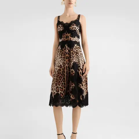 Vestido Negro Lentejuelas Cuello Alto Manga Larga con Encaje