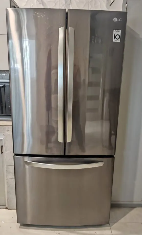 Refrigerador LG French Door Acero Inoxidable 3 Puertas