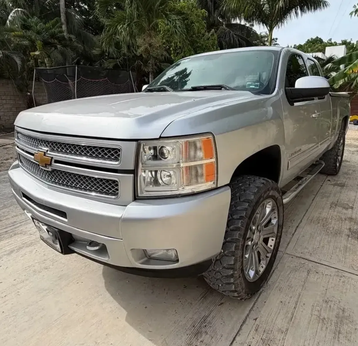 Chevrolet Cheyenne 2009 cabina doble color blanco